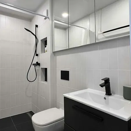 Lägenhet With Balcony In